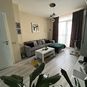  Apartament Modern, Cute And Comfy - Free Private Parking